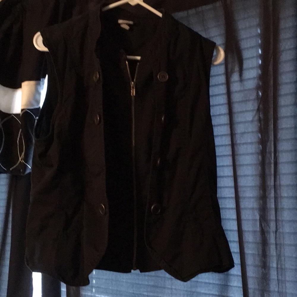 Black vest